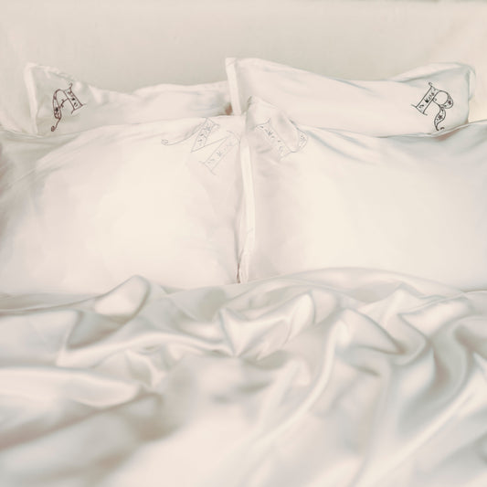 Taie d'oreiller en soie : Le guide complet pour un sommeil de luxe